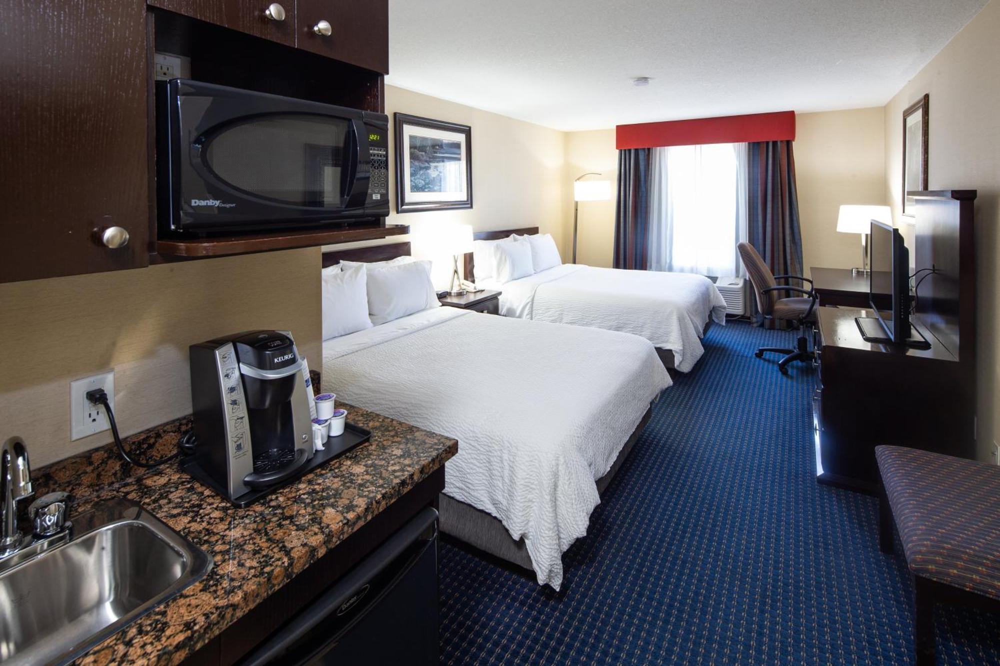 Holiday Inn Express Hotel & Suites Edson By Ihg Exterior foto